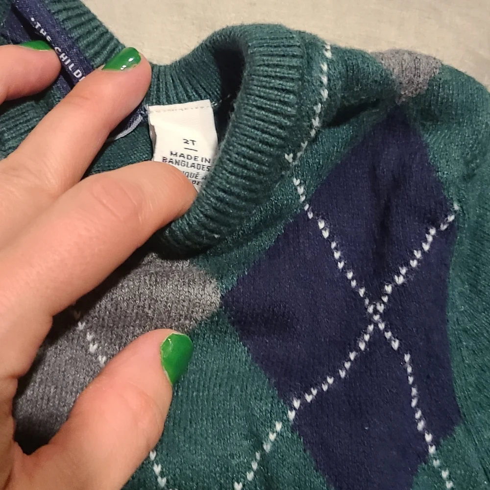 🍦Children's place green argyle sweater🧋